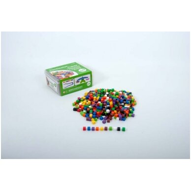 1 cm dydžio kubeliai - 1000 vnt. 4 1 cm dydžio kubeliai - 1000 vnt. 4