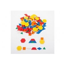 Plastikinės geometrinių figūrų plokštelės - 250 vnt.