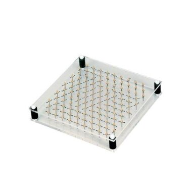Šešiakampės kristalinės gardelės magnetinis modelis